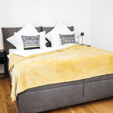 Heimatel - Luxury Penthouse Loft Apartment Ravensburg Bagian luar foto